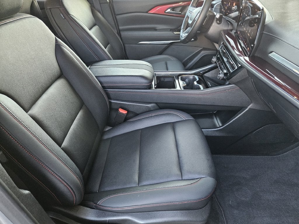 2025 Chevrolet Traverse Z71 - Photo 16