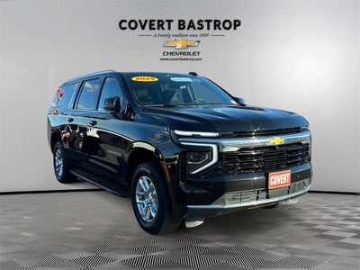 2025 Chevrolet Suburban LS