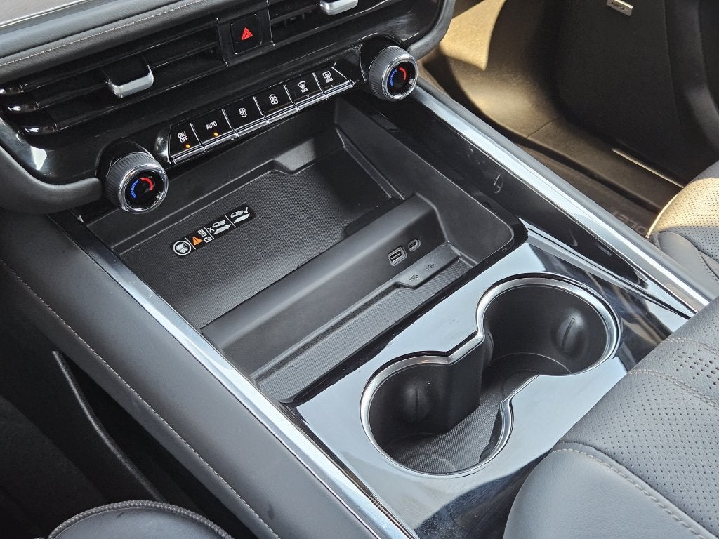 2026 Chevrolet Suburban High Country - Photo 21