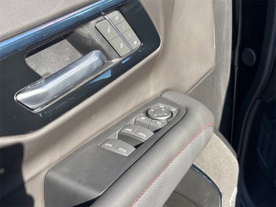 2025 Chevrolet Suburban RST