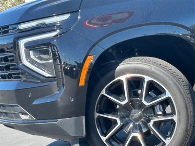 2025 Chevrolet Suburban RST