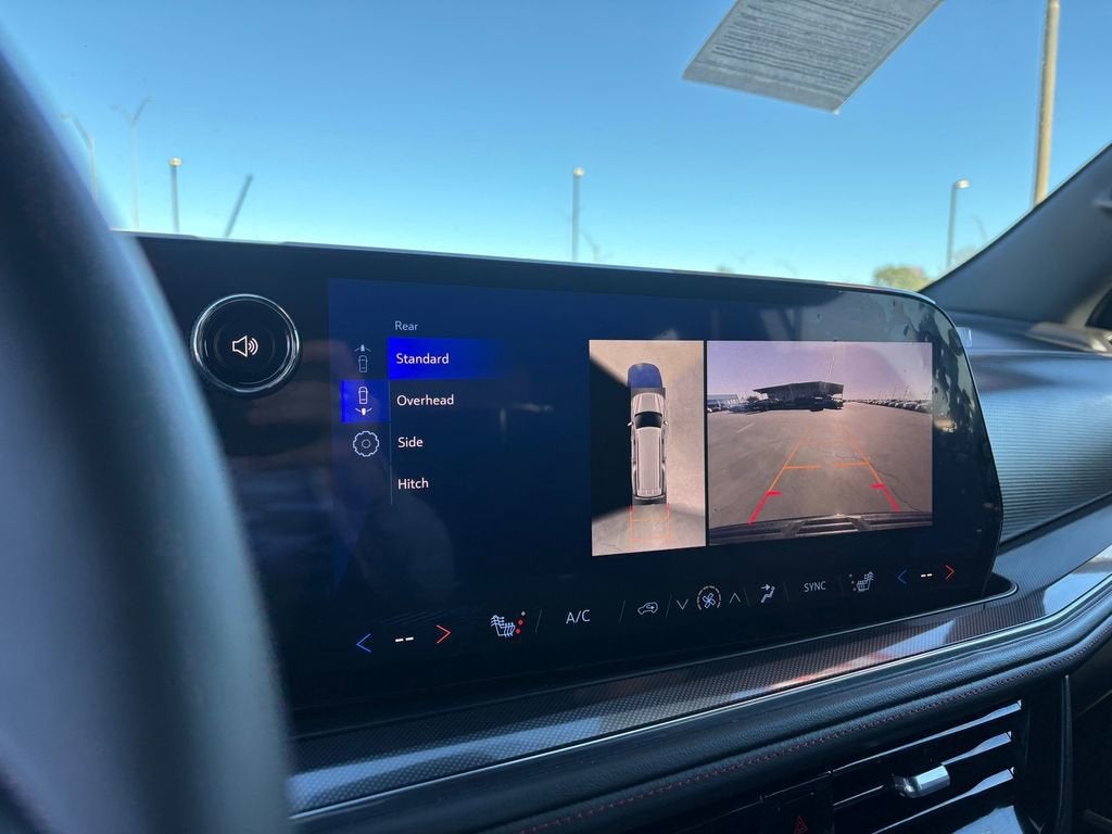 2025 Chevrolet Suburban RST