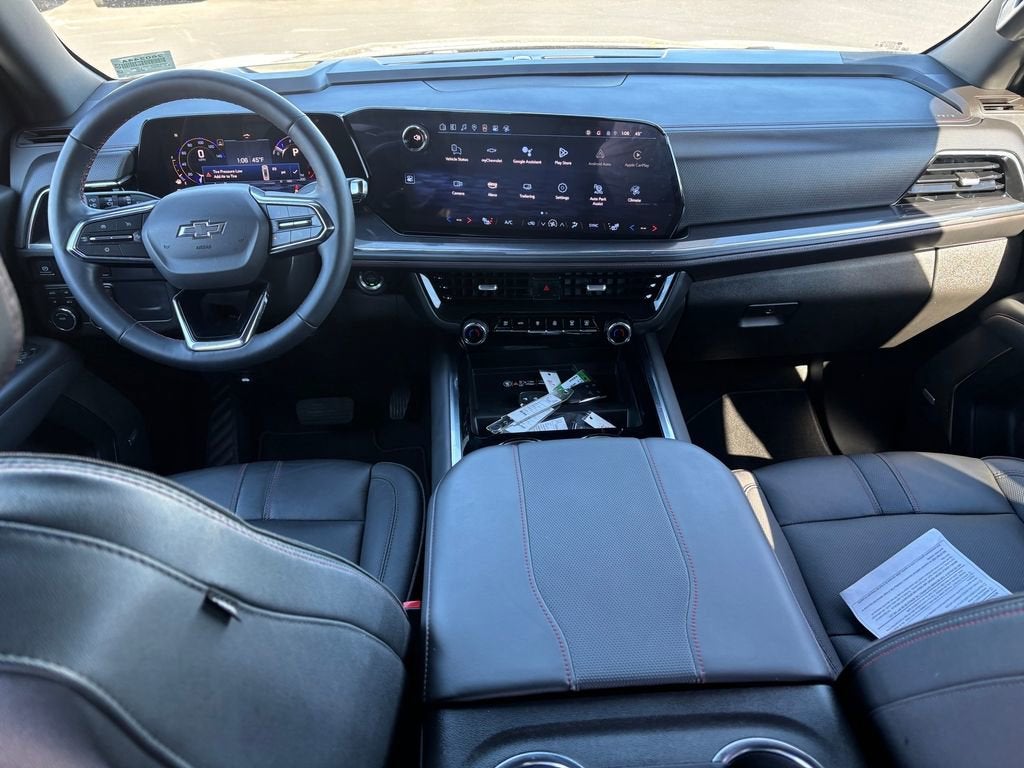 2025 Chevrolet Suburban RST