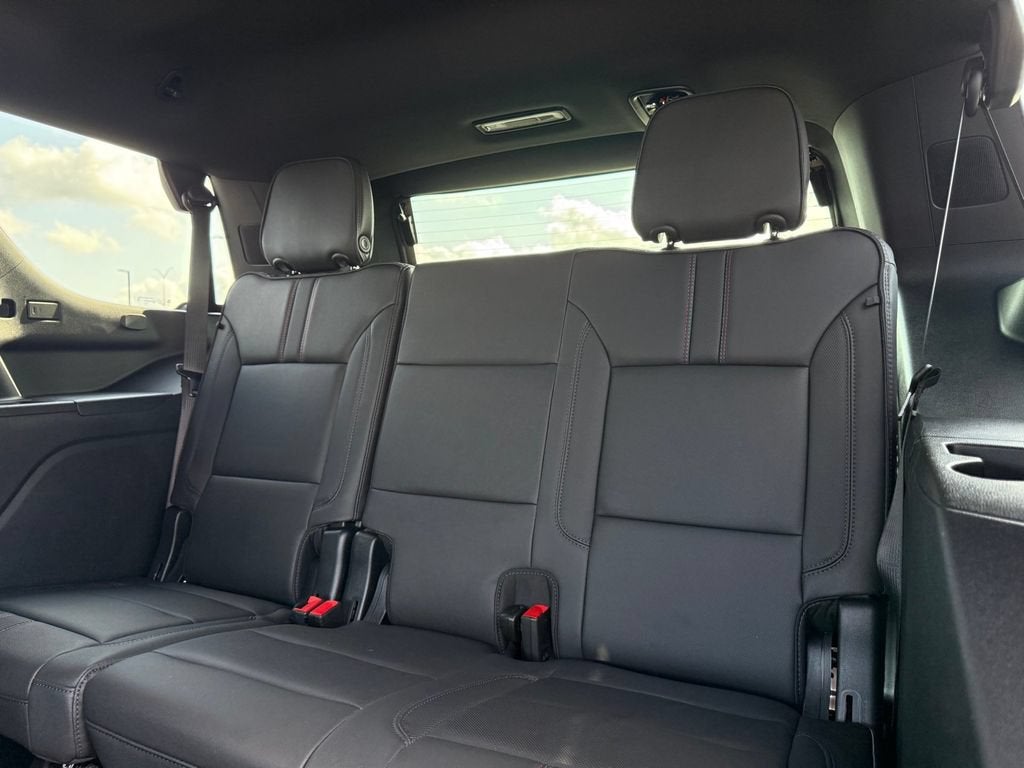 2025 Chevrolet Tahoe RST