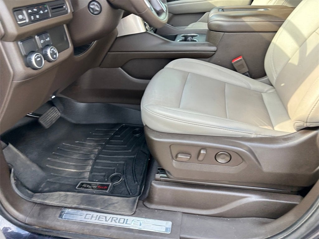 2022 Chevrolet Suburban LT