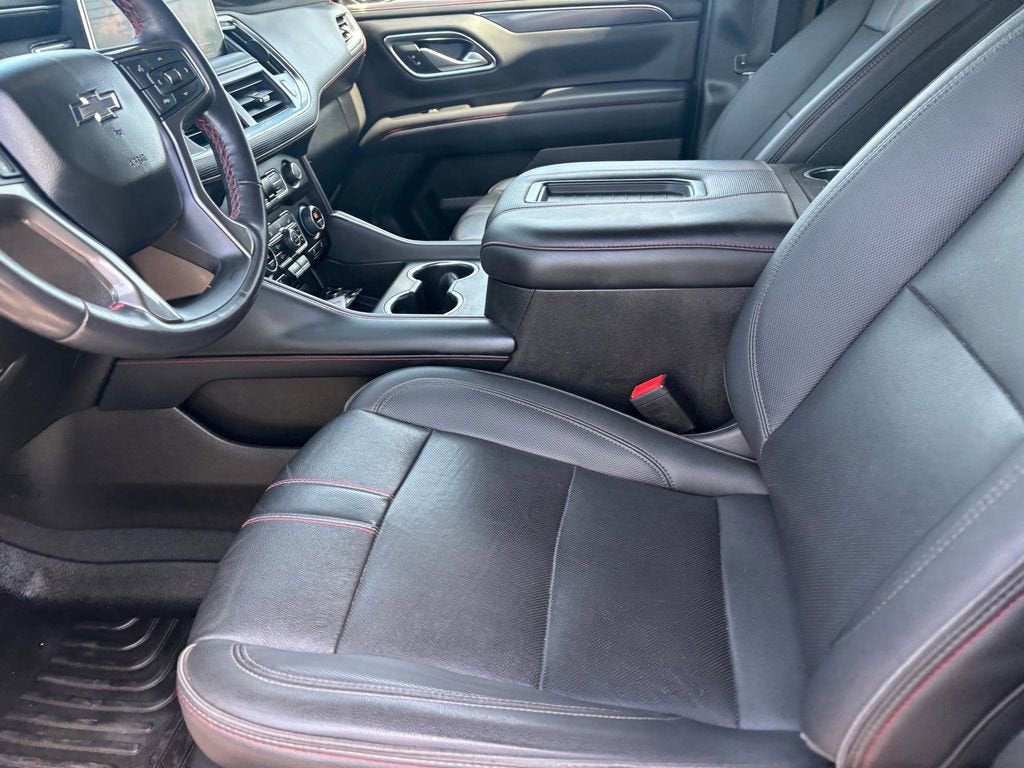 2022 Chevrolet Suburban RST - Photo 10