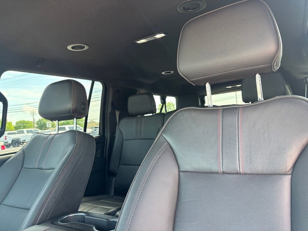 2022 Chevrolet Suburban RST - Photo 13