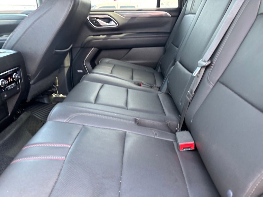 2022 Chevrolet Suburban RST - Photo 26