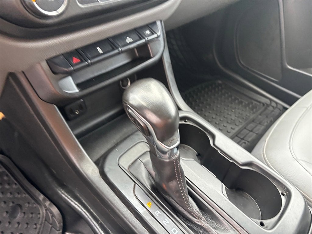 2022 GMC Canyon Elevation Standard