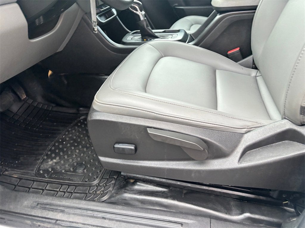 2022 GMC Canyon Elevation Standard