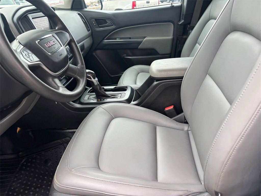 2022 GMC Canyon Elevation Standard