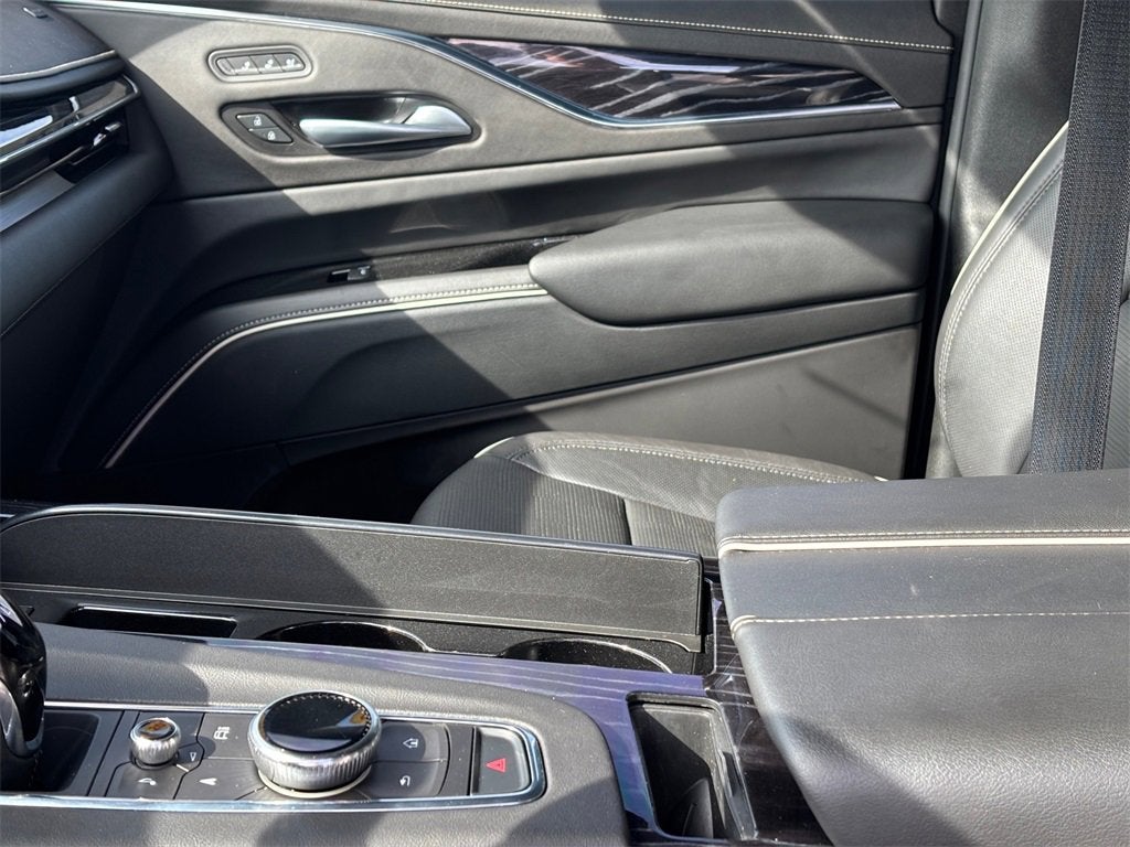 2023 Cadillac Escalade Sport