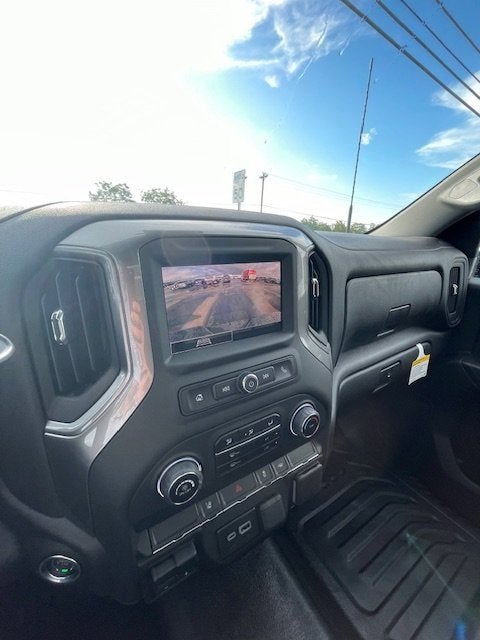 2023 Chevrolet Silverado 5500 HD Work Truck