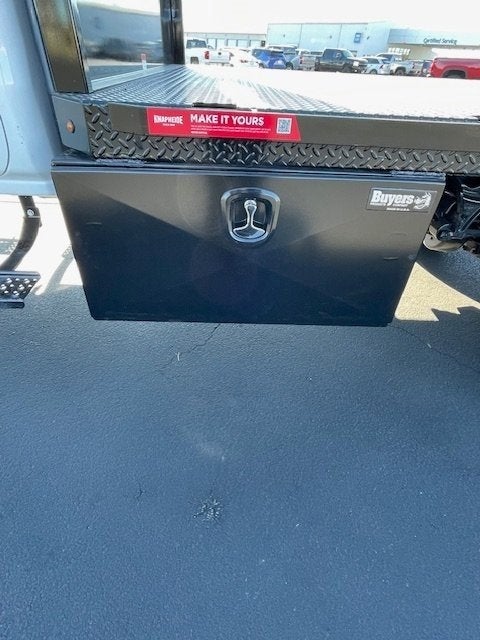 2024 Chevrolet Silverado 5500 HD LT