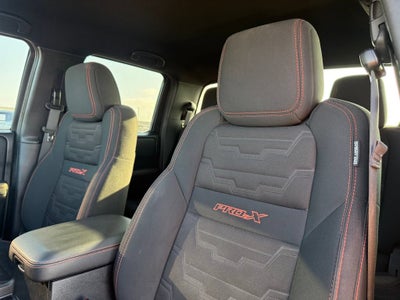 2022 Nissan Frontier Crew Cab PRO-X 4x2