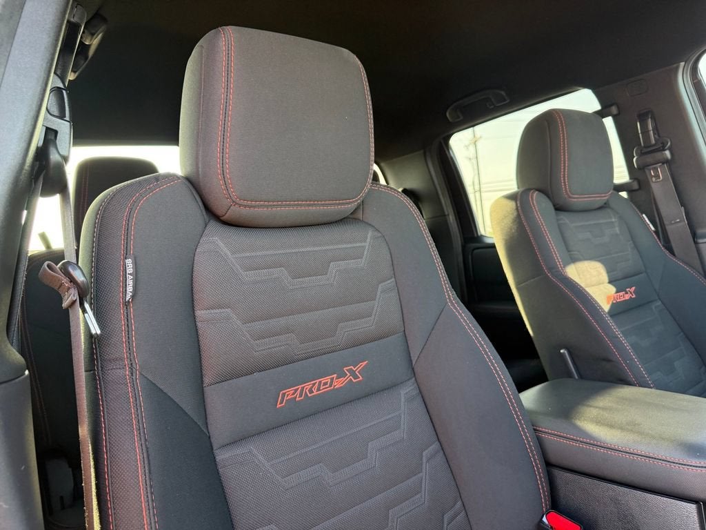 2022 Nissan Frontier Crew Cab PRO-X 4x2