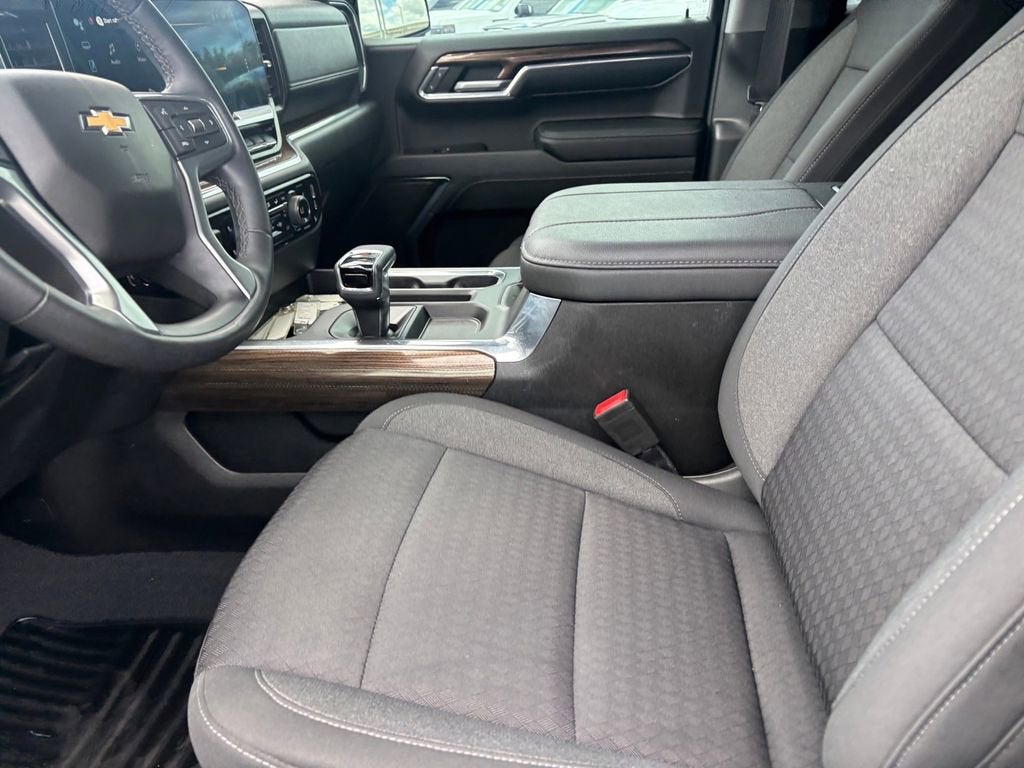 2023 Chevrolet Silverado 1500 LT - Photo 10