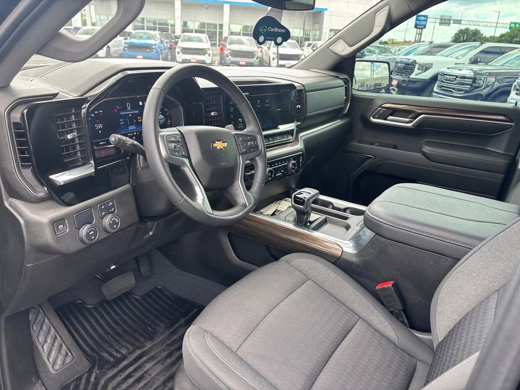 2023 Chevrolet Silverado 1500 LT - Photo 8