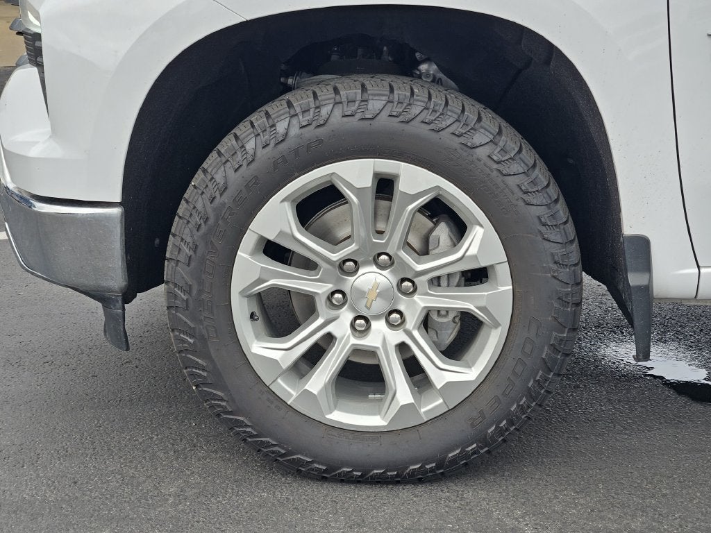 2024 Chevrolet Silverado 1500 LTZ - Photo 10