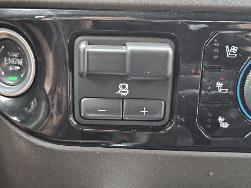 2024 Chevrolet Silverado 1500 LTZ - Photo 21