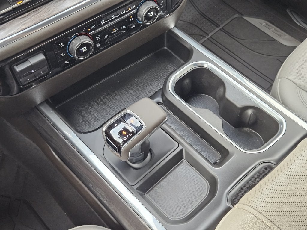 2024 Chevrolet Silverado 1500 LTZ - Photo 22