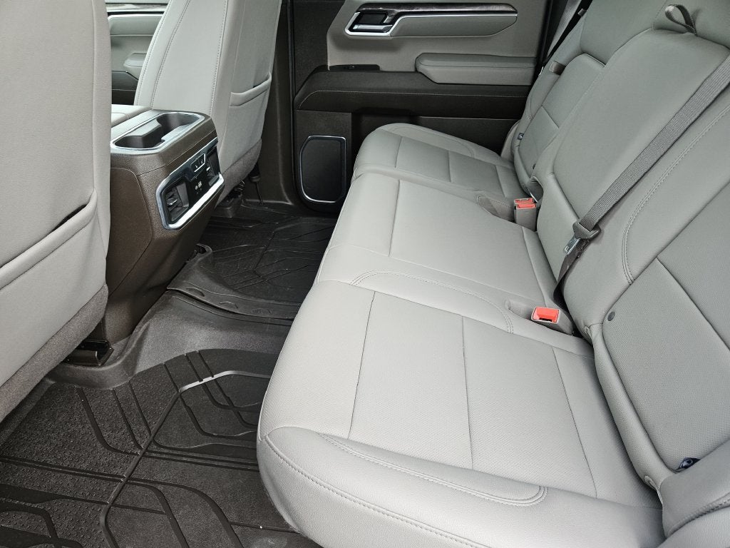 2024 Chevrolet Silverado 1500 LTZ - Photo 32