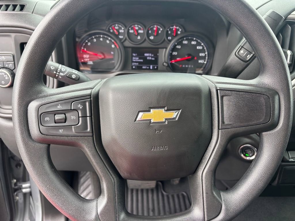 2025 Chevrolet Silverado 1500 Custom