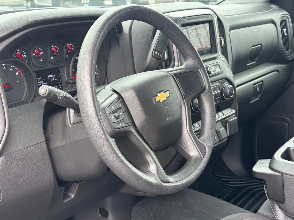 2025 Chevrolet Silverado 1500 Custom