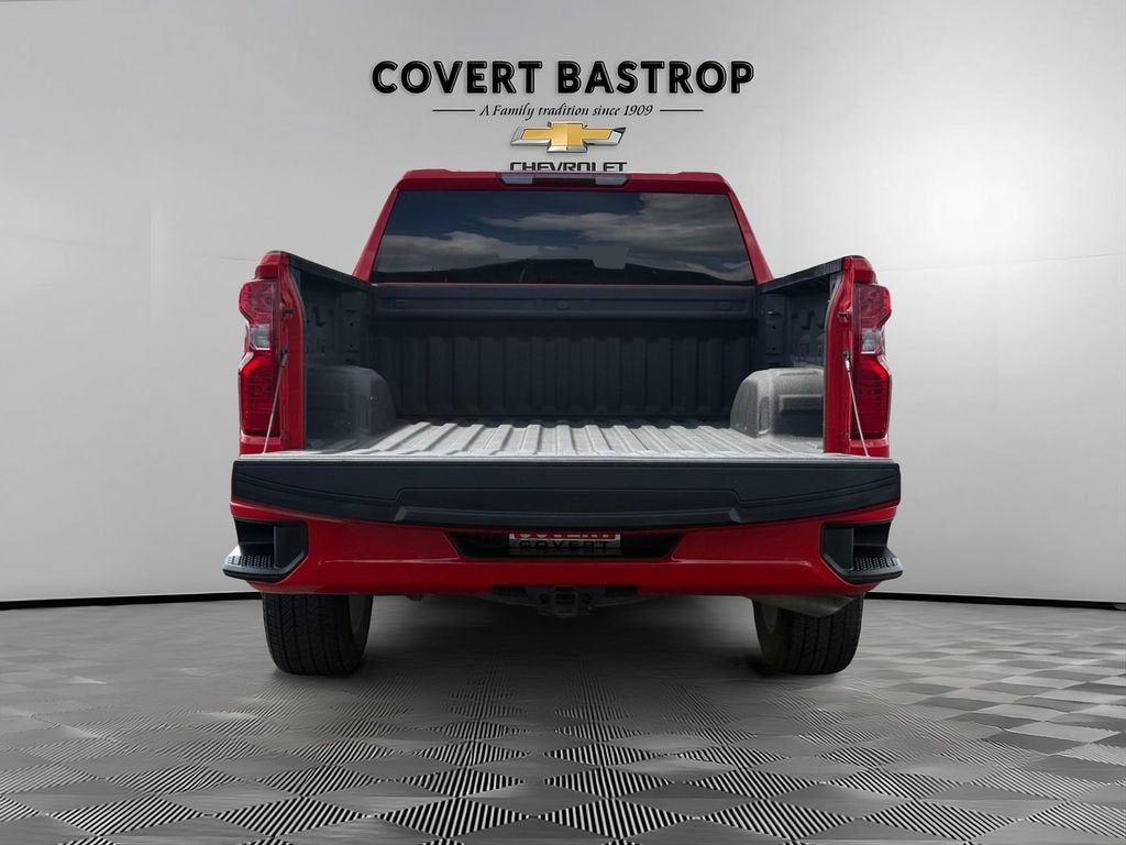 2025 Chevrolet Silverado 1500 Custom