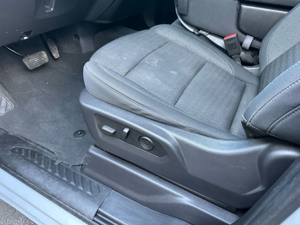2024 Chevrolet Silverado 1500 Custom - Photo 16