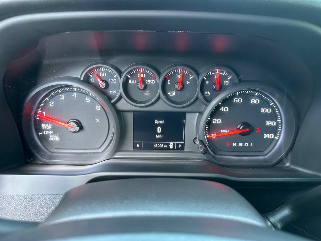 2024 Chevrolet Silverado 1500 Custom - Photo 18
