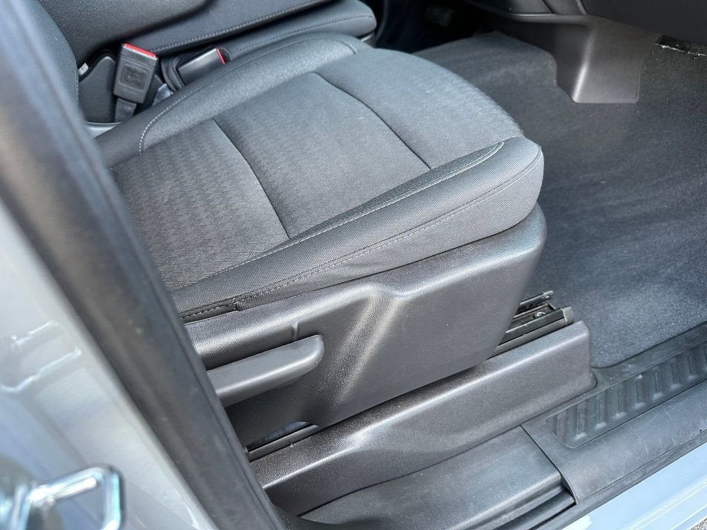 2024 Chevrolet Silverado 1500 Custom - Photo 33