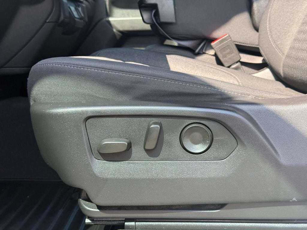 2024 Chevrolet Silverado 1500 Custom - Photo 9