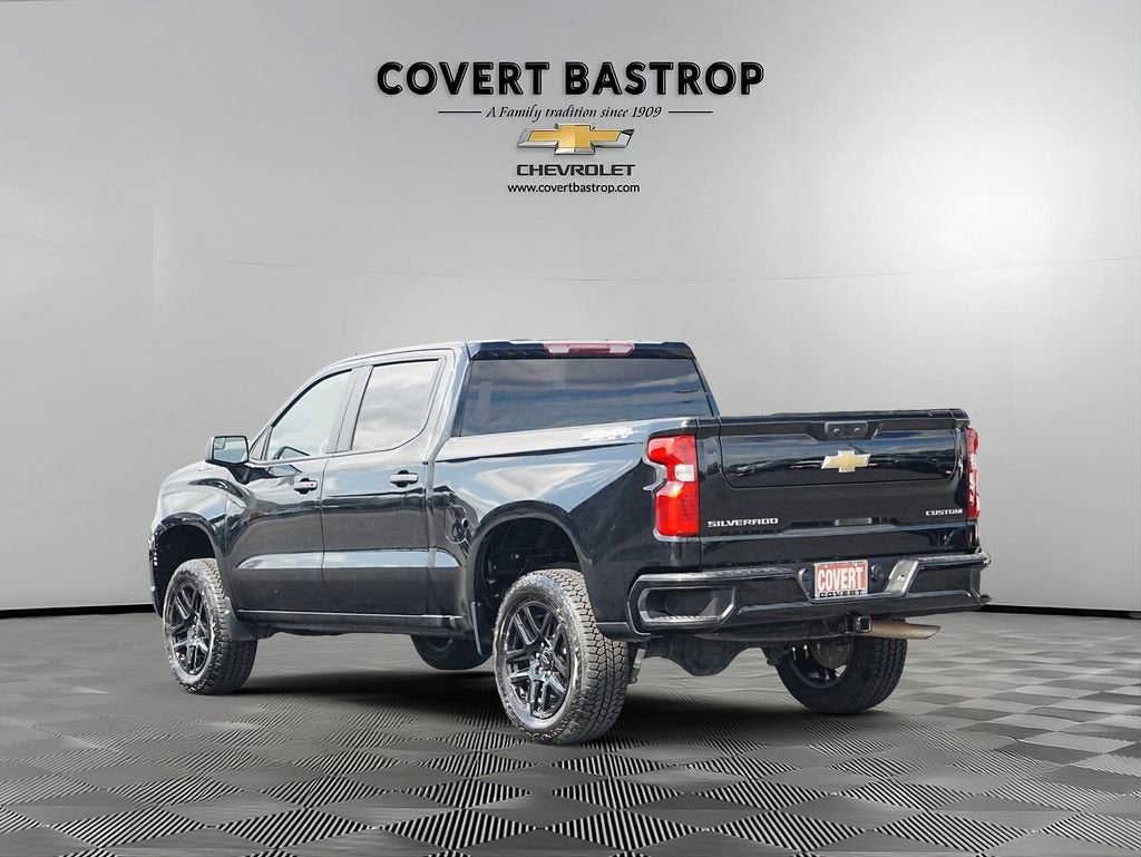 2023 Chevrolet Silverado 1500 Custom