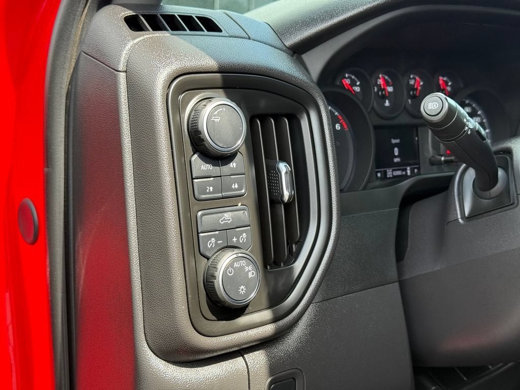 2025 Chevrolet Silverado 1500 Custom Trail Boss