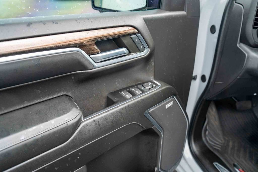2024 Chevrolet Silverado 1500 LT Trail Boss - Photo 11