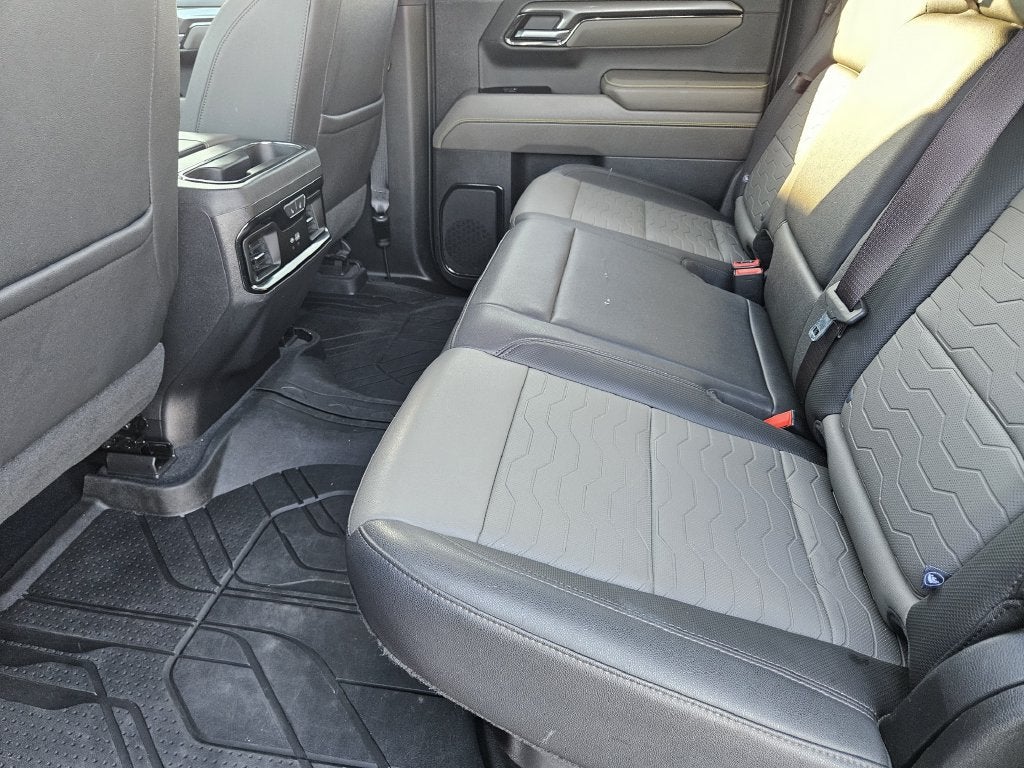 2023 Chevrolet Silverado 1500 ZR2 - Photo 31