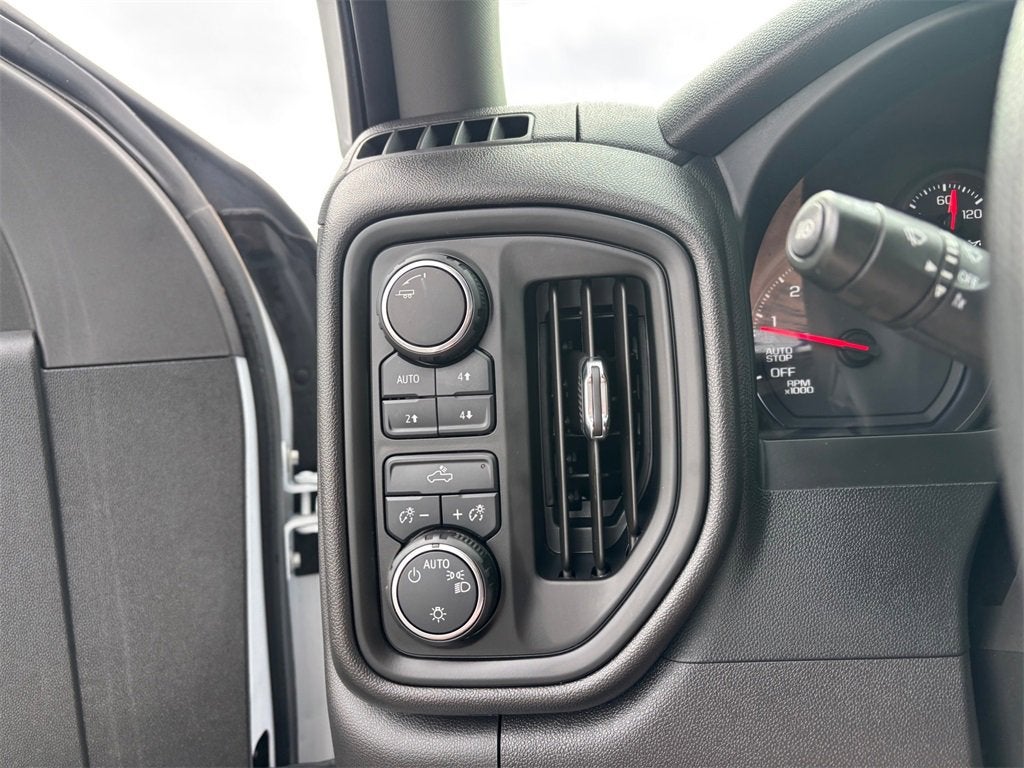 2025 Chevrolet Silverado 1500 Custom Trail Boss