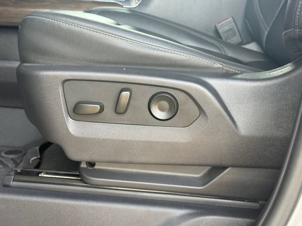 2025 Chevrolet Silverado 1500 LT Trail Boss - Photo 11