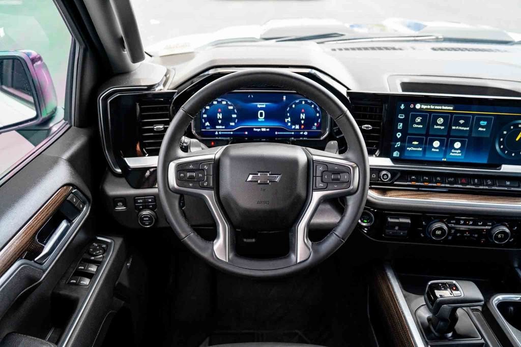 2025 Chevrolet Silverado 1500 LT Trail Boss