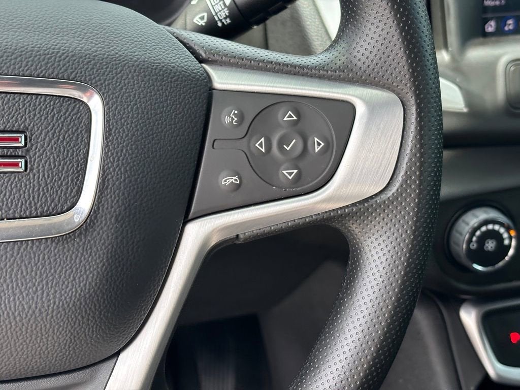 2024 GMC Terrain SLE - Photo 17