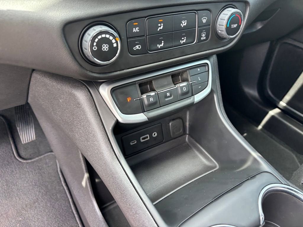 2024 GMC Terrain SLE - Photo 21