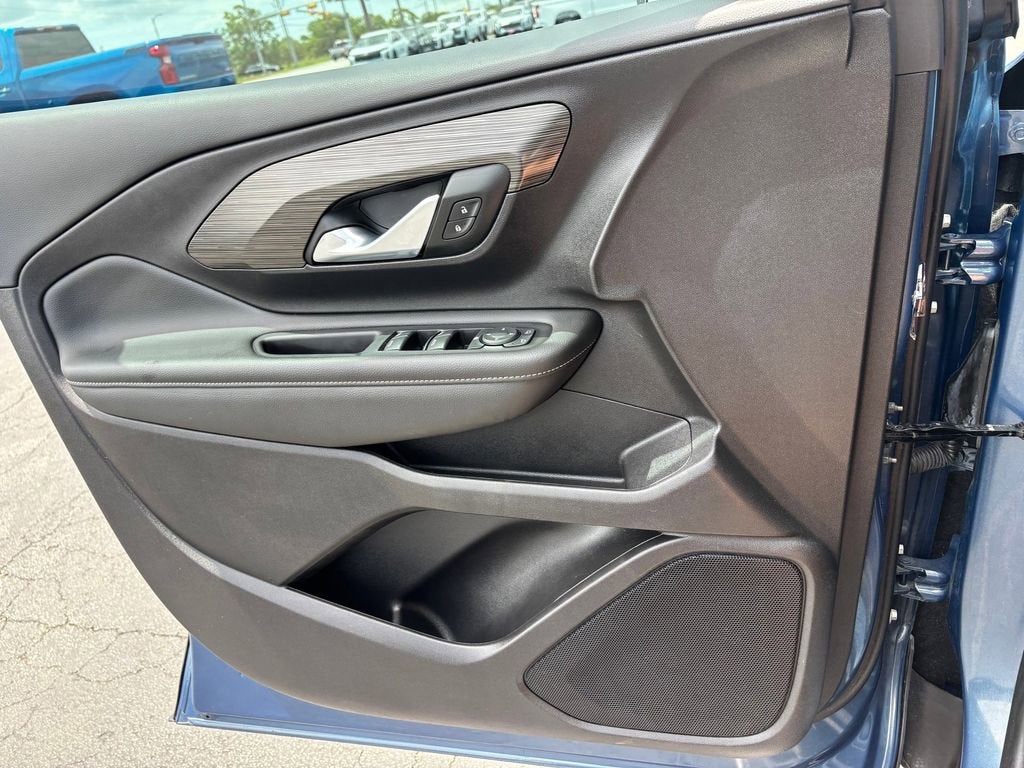2024 GMC Terrain SLE - Photo 22