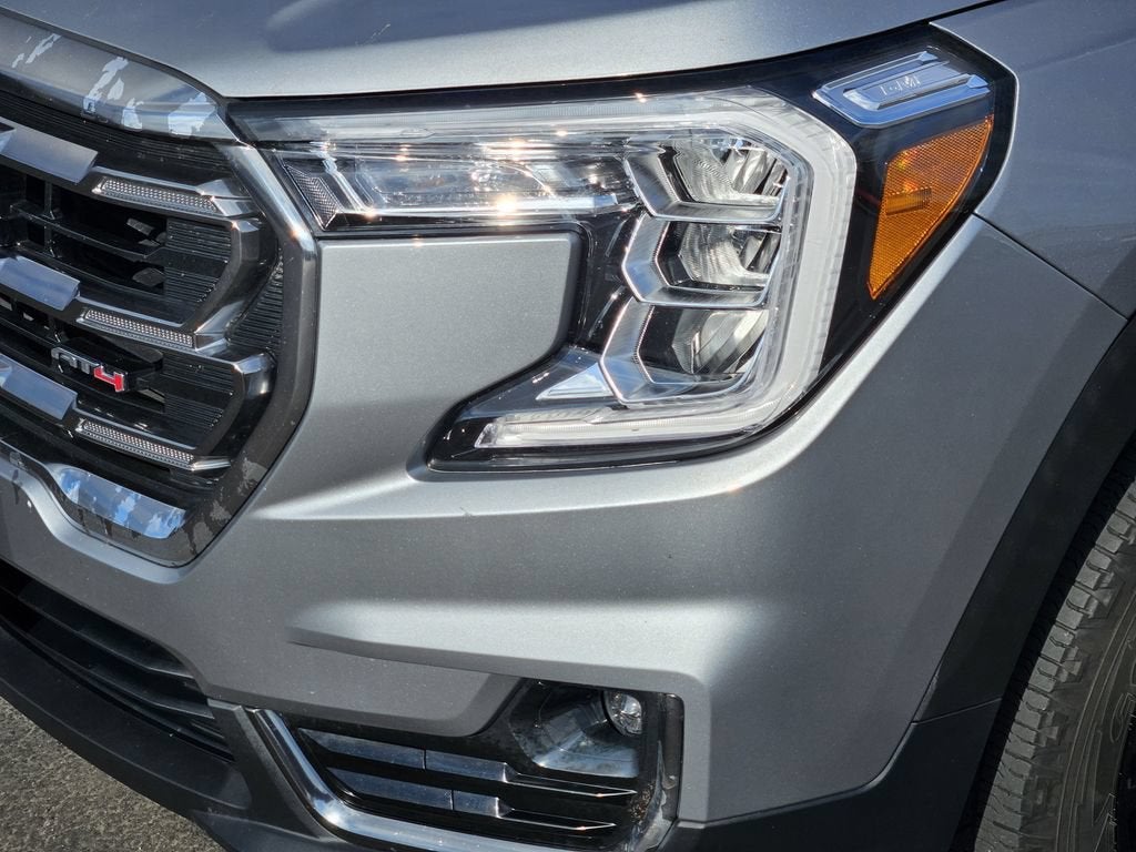 2024 GMC Terrain AT4 - Photo 8