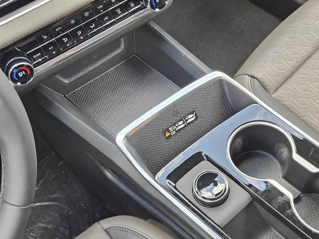 2027 Chevrolet Equinox LT - Photo 16
