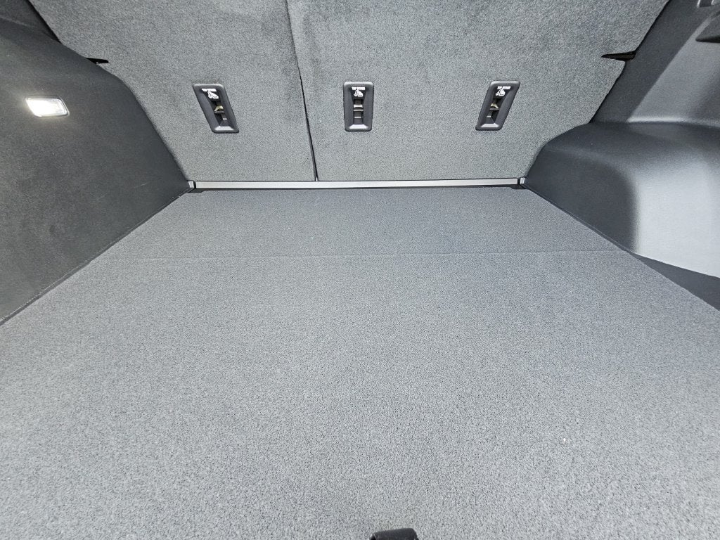 2027 Chevrolet Equinox LT - Photo 23