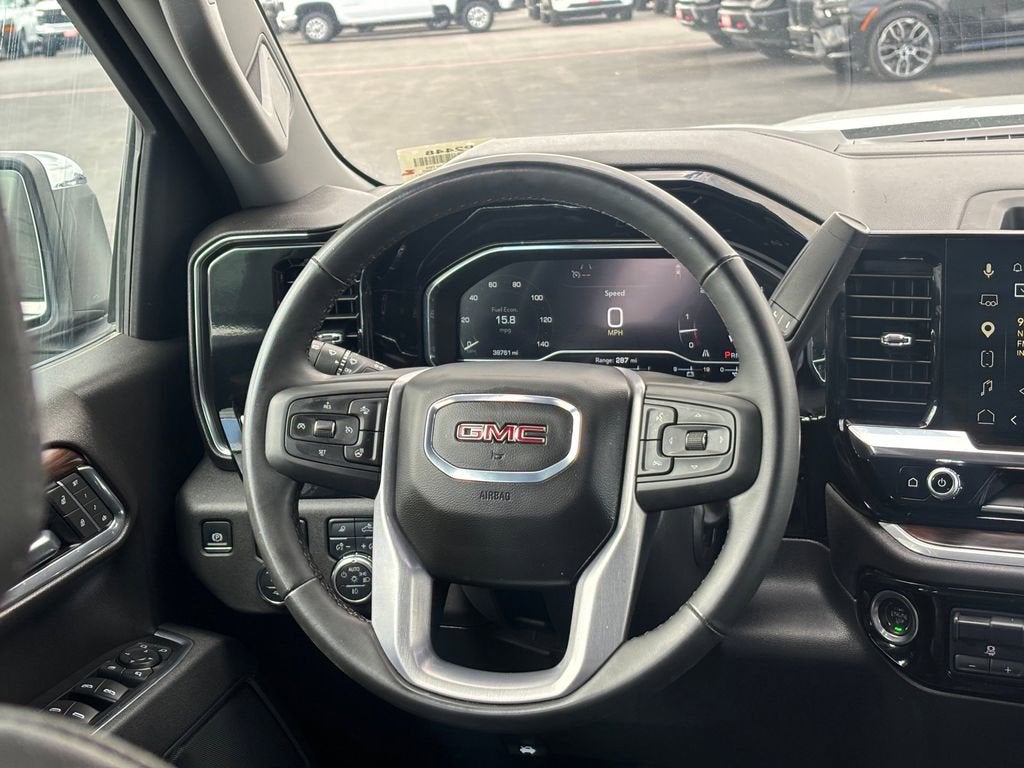 2025 GMC Sierra 1500 SLT