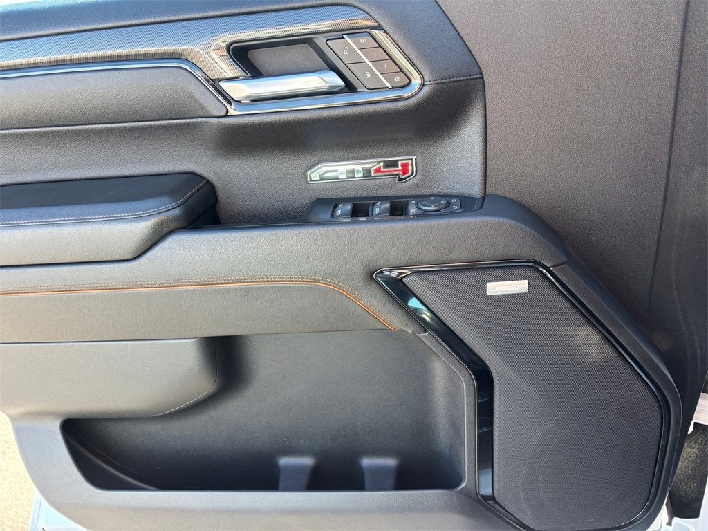 2022 GMC Sierra 1500 AT4