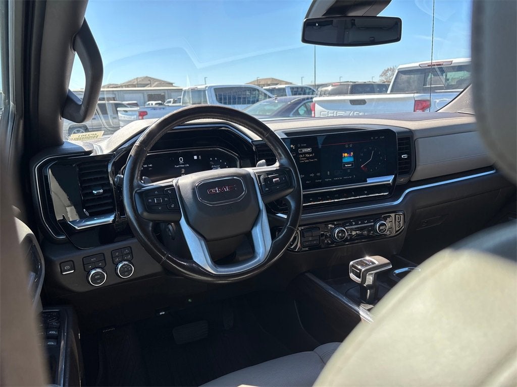 2022 GMC Sierra 1500 SLT