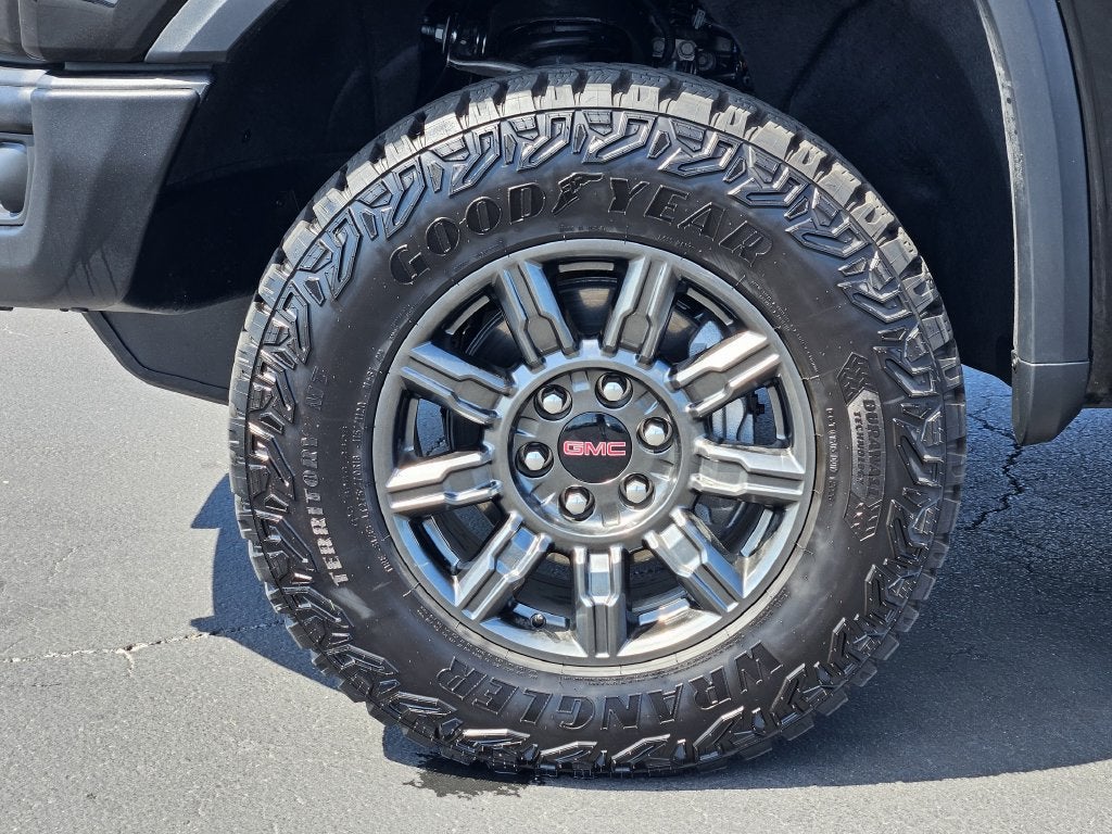 2026 GMC Sierra 1500 AT4X - Photo 10